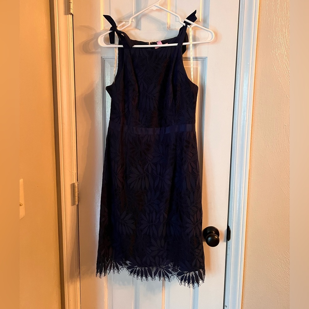 Lilly Pulitzer Size 8 Navy Kayleigh Shift Lace Sleeveless Dress